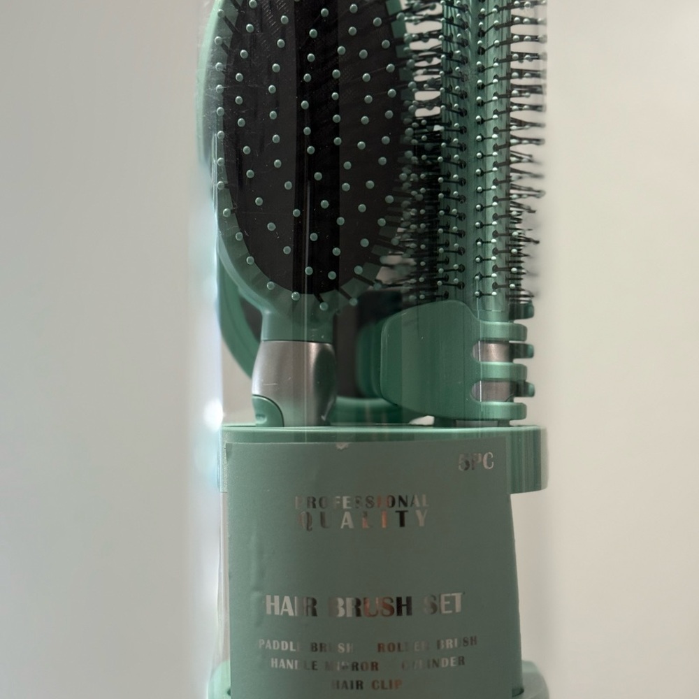 Mint Green Hair Brush Beauty Set